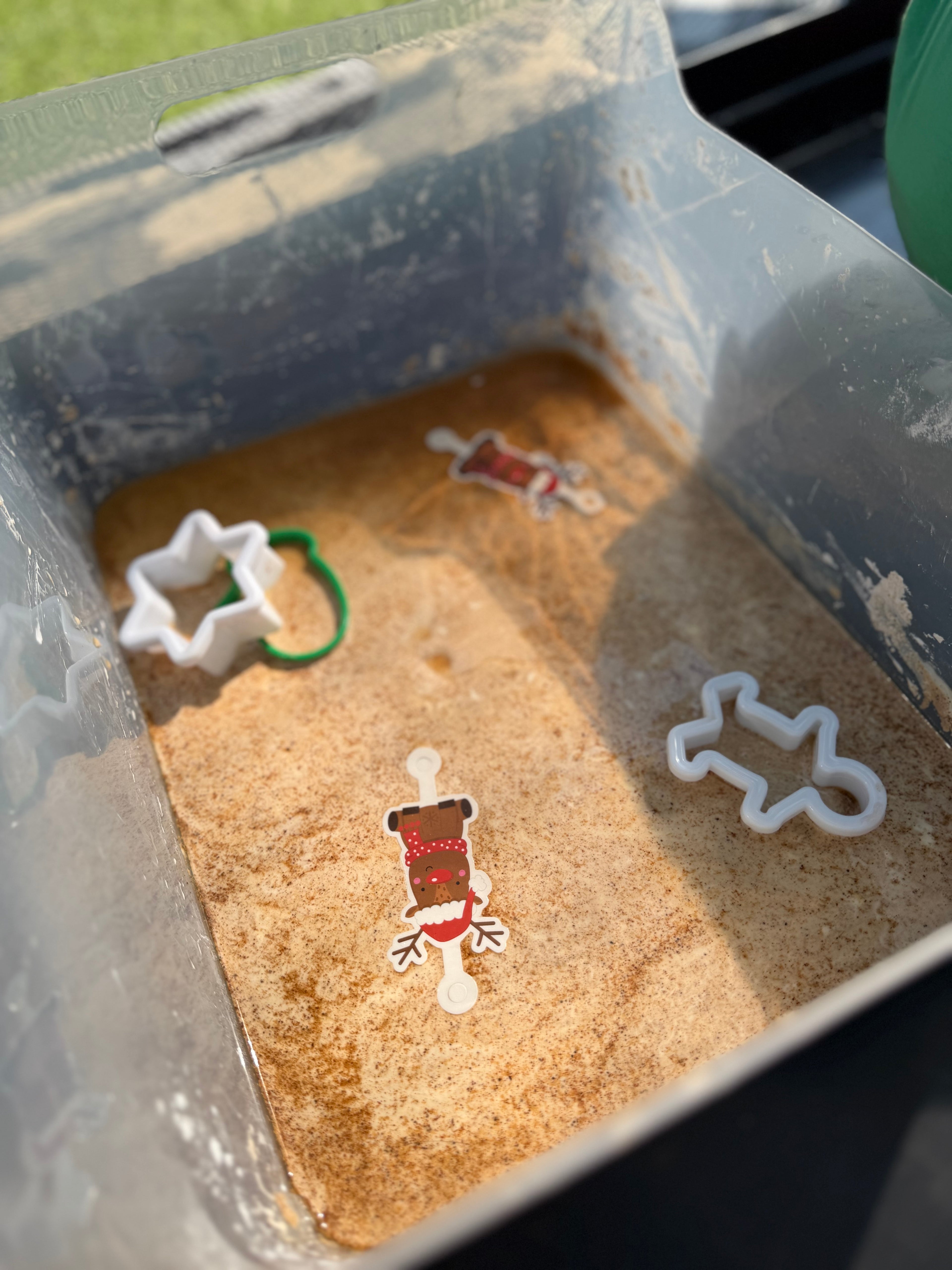 Christmas Messy Play - 17 December