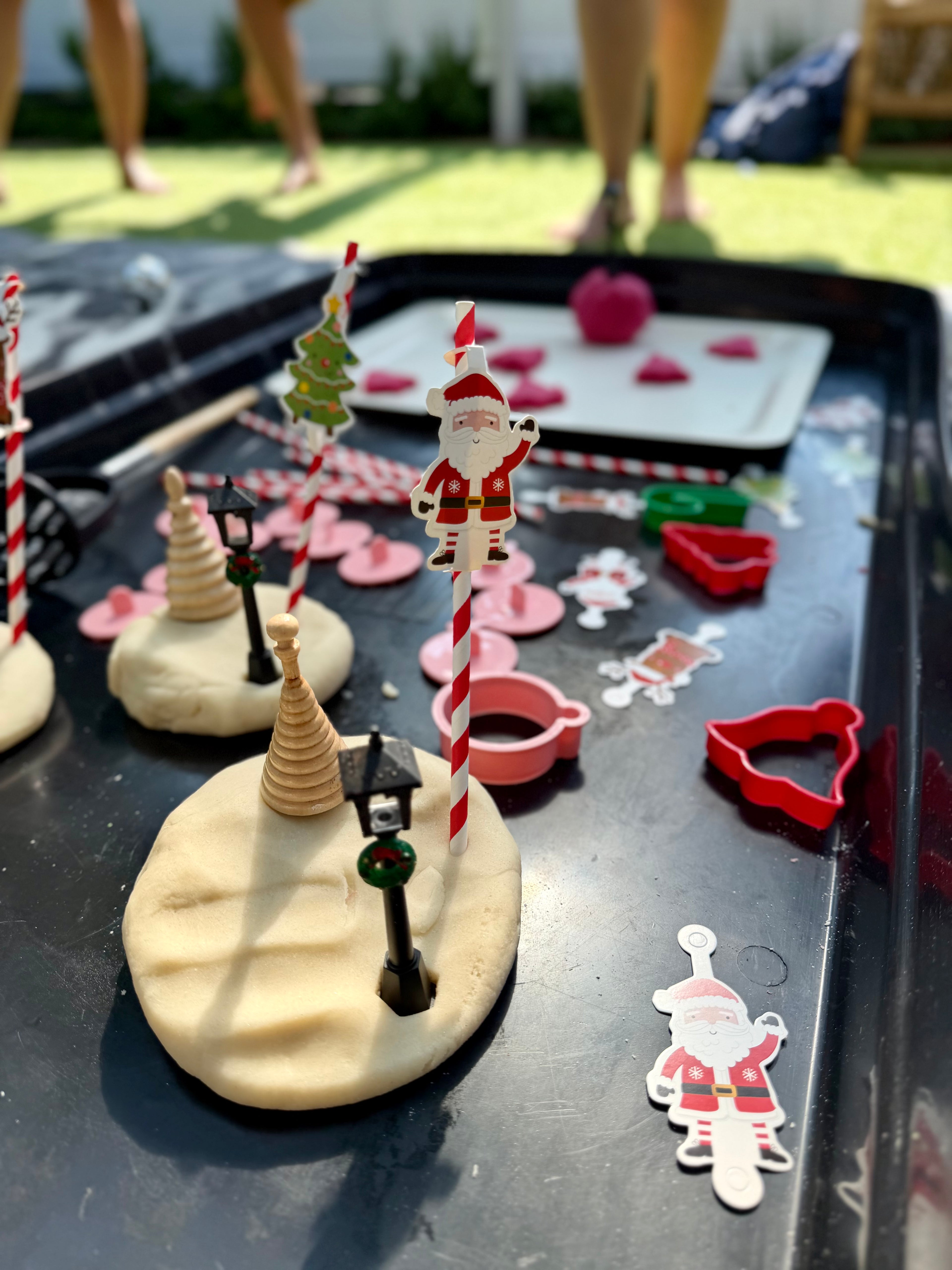 Christmas Messy Play - 17 December