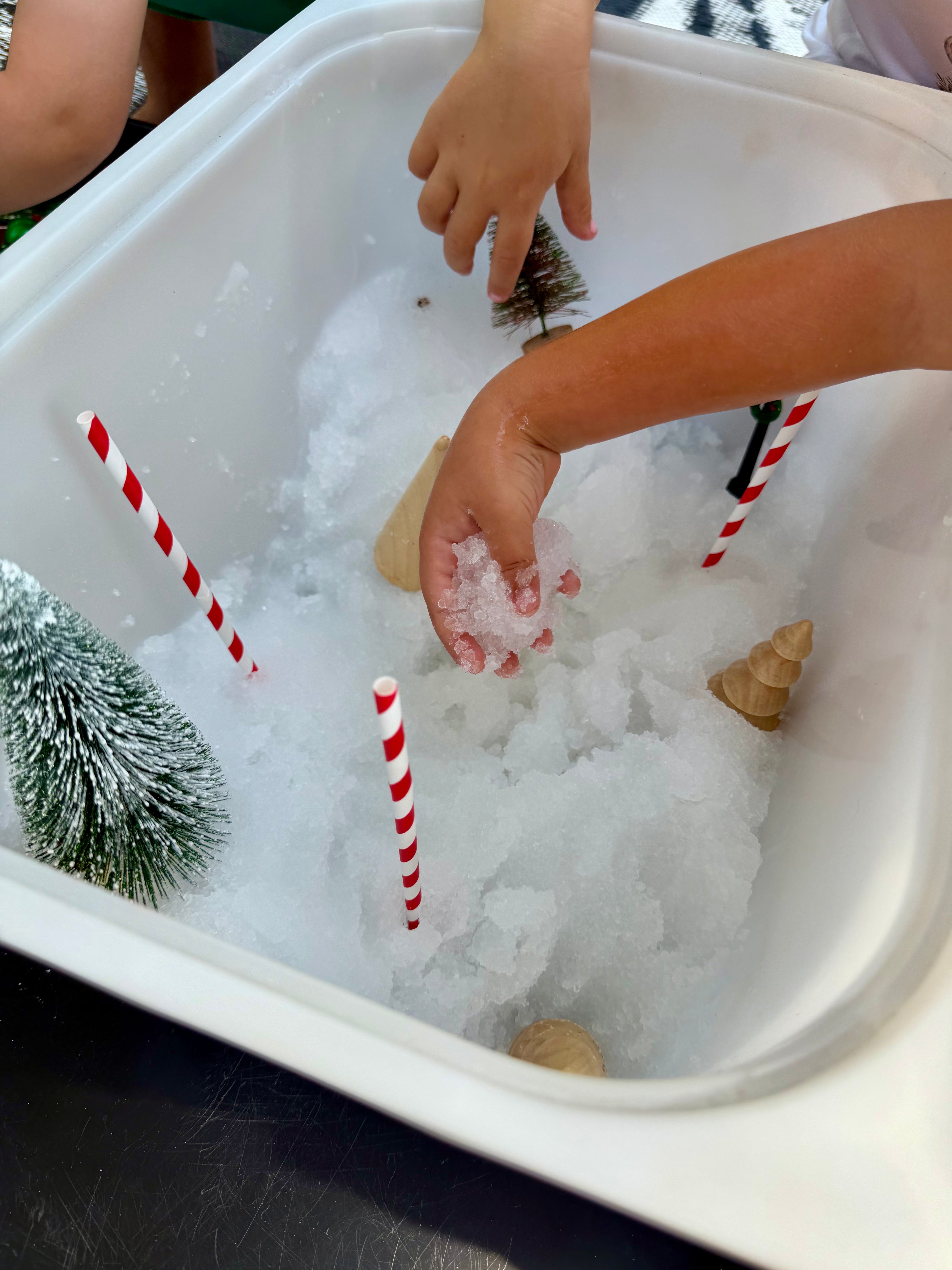 Christmas Messy Play - 17 December